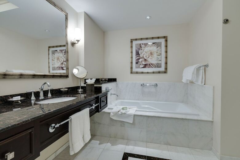 Wyvern Hotel, Ascend Hotel Collection