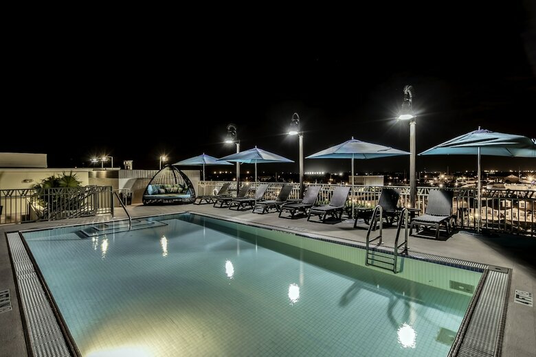 Wyvern Hotel, Ascend Hotel Collection