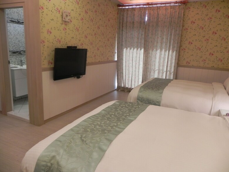 Zhuyuan Ju B&B