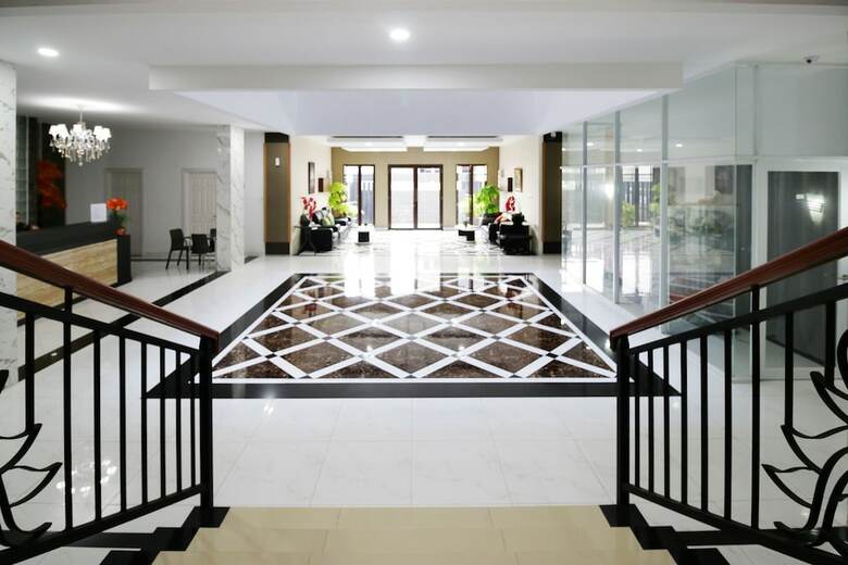 Hotel Airy Eco Bsd Anggrek Serat Ah 15 Tangerang Selatan