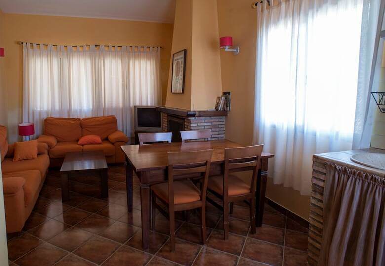 Apartamentos La Alde�lla
