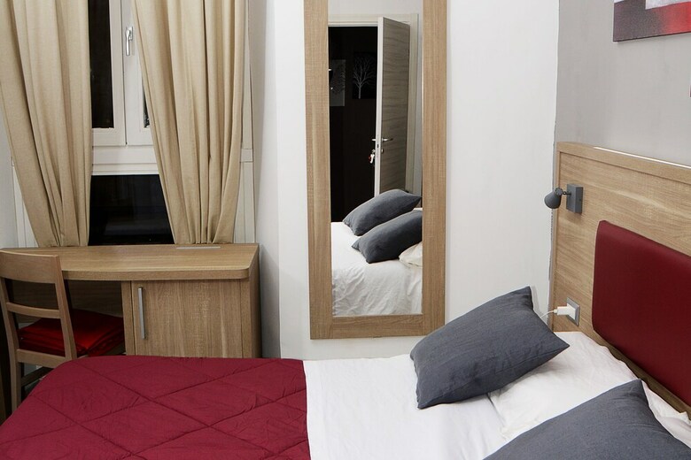 Hotel New Moon Guesthouse