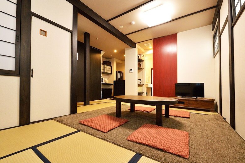 Karaku Inn