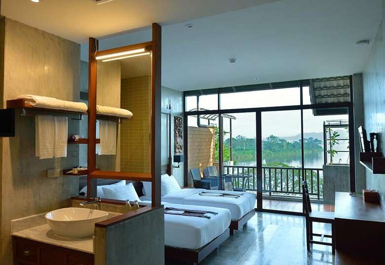 Hotel Bansaeo Garden And Resort