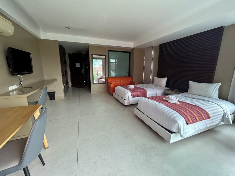Moxi Boutique Hotel