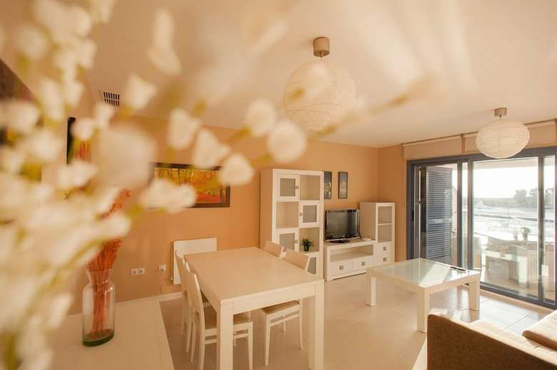 Apartamentos Livingtarifa - Techos Azules
