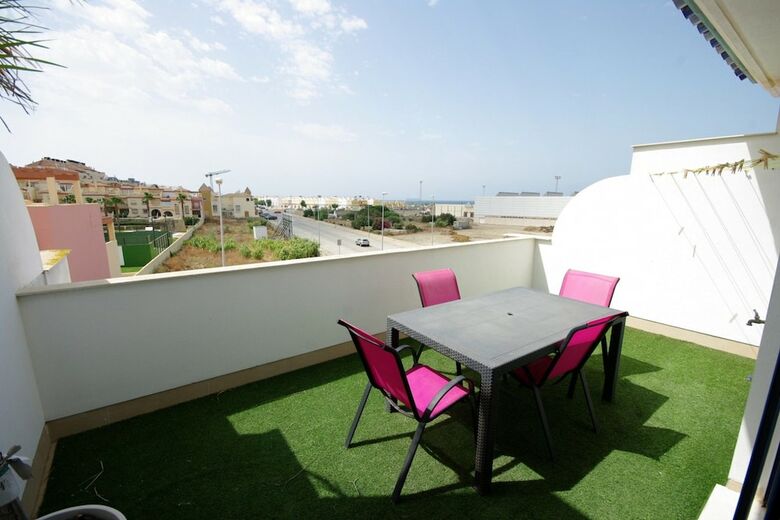 Apartamentos Livingtarifa - Techos Azules