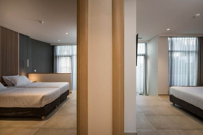 Trianon Luxury Apartments & Suites