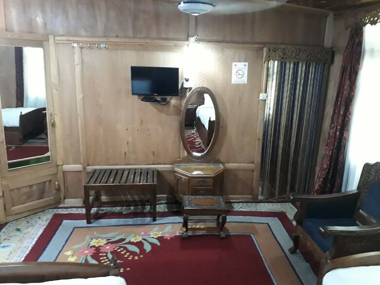 Hotel Badyari Palace Houseboat