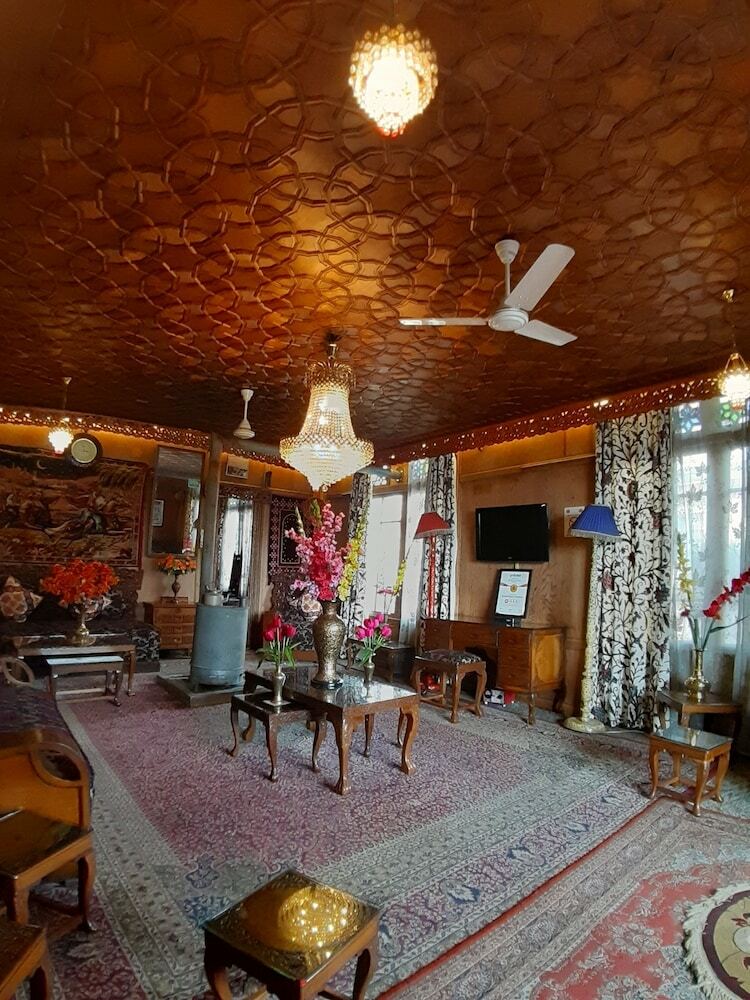 Hotel Badyari Palace Houseboat