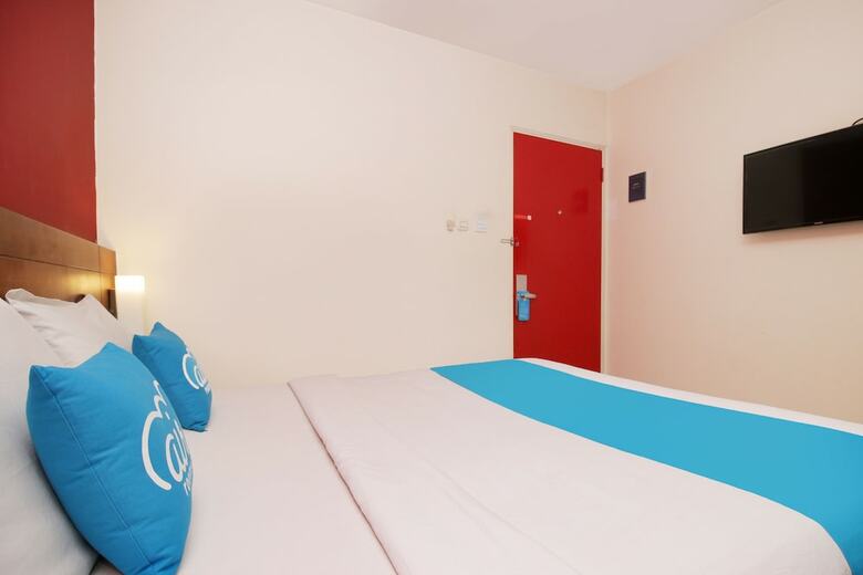 Hotel Airy Serpong Boulevard Bsd Timur Ah 2 Tangerang Selatan
