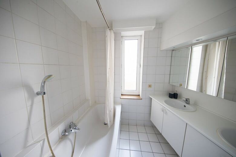 Renovated Apartment In Antwerp