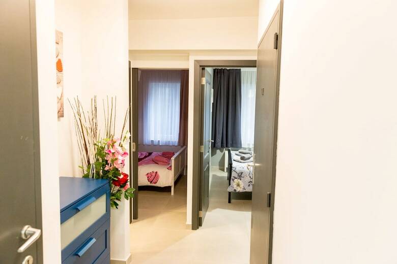 Renovated Apartment In Antwerp