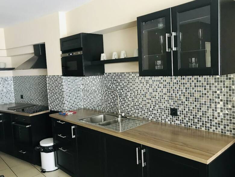 Renovated Apartment In Antwerp