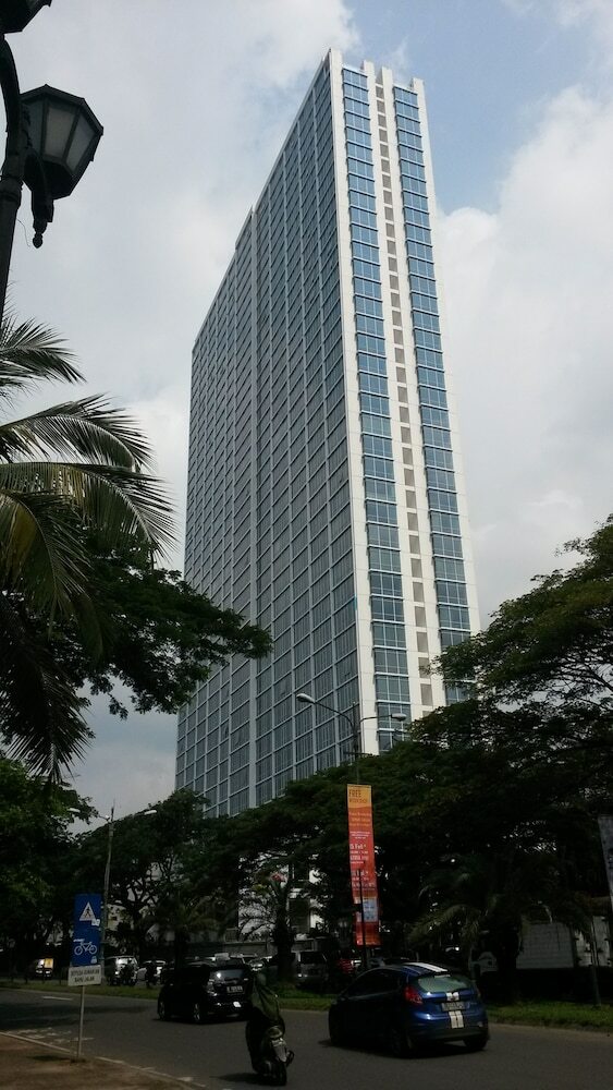 Aparthotel U Residence Karawaci 2