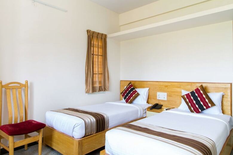 Bed & Breakfast Hoppers Stop Yelahanka