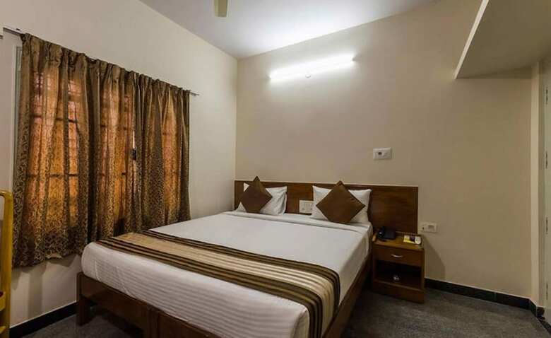 Bed & Breakfast Hoppers Stop Yelahanka