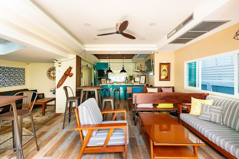Hotel Maneeya Park Residence