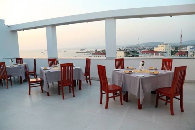 Sunrise Boutique Hotel