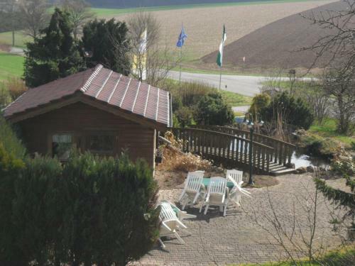 Hostal Pension & Caf� Haus Dewenter