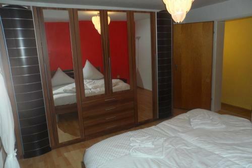 Regenbogen Hotel