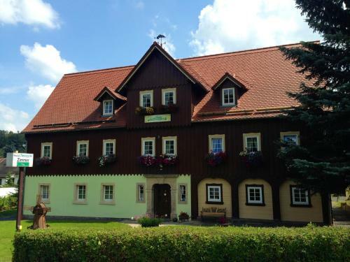 Hostal Pension Immergr�n