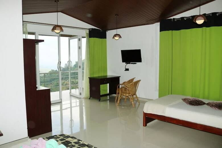 Hotel Ellas Edge Resort