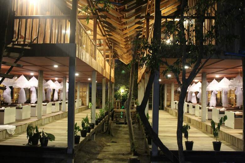 Hostal The Cliff Hostel