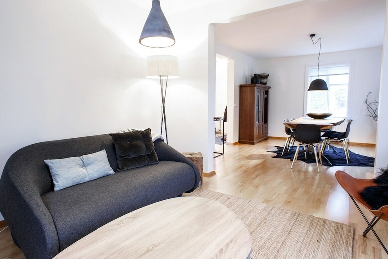 Akureyri Central Luxury House