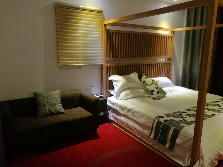 Posada Wuzhen Shingle Hotel