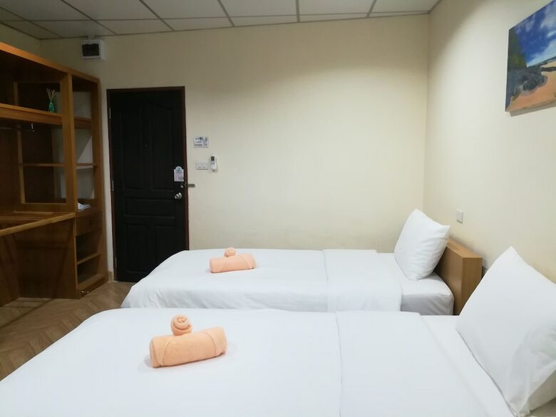 Hotel Double D Rooms & Cafe