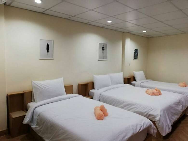 Hotel Double D Rooms & Cafe