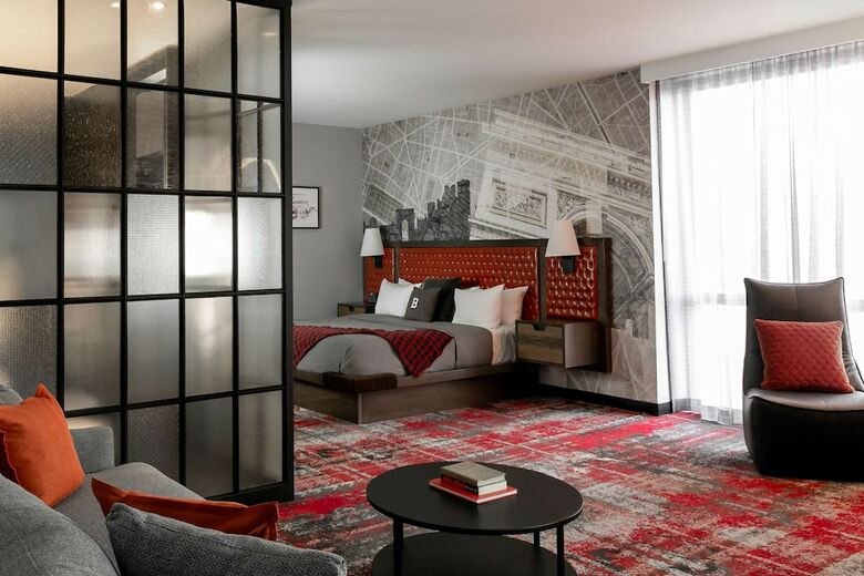 Bobby Hotel