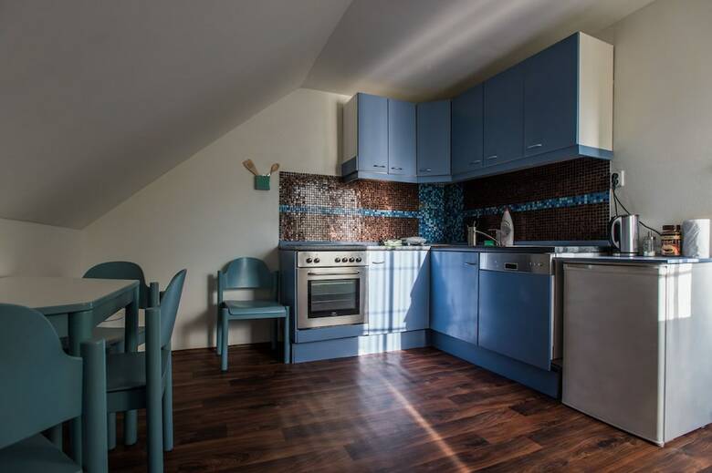Hotel Ubytov�n� Star� Hut? - South Bohemia