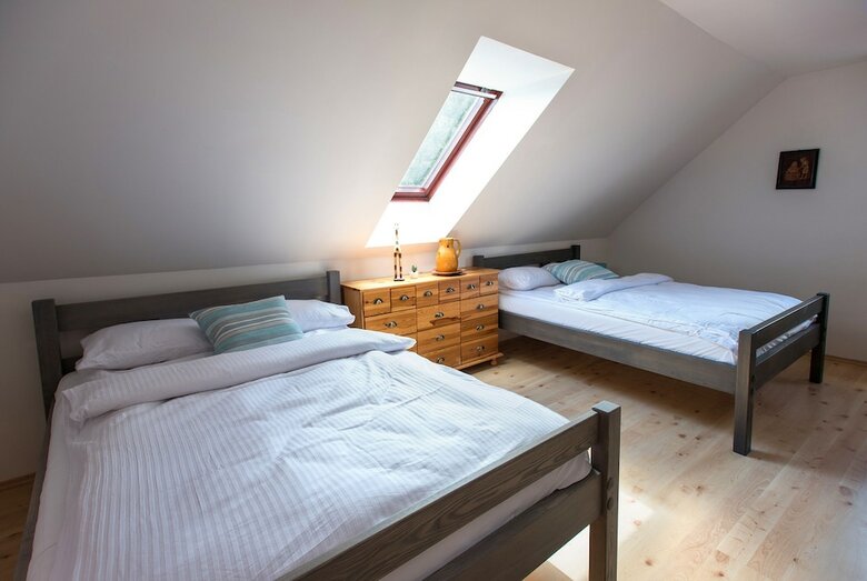 Hotel Ubytov�n� Star� Hut? - South Bohemia