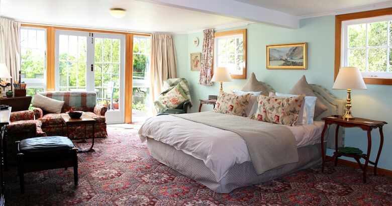 Ah House Nelson City B&B
