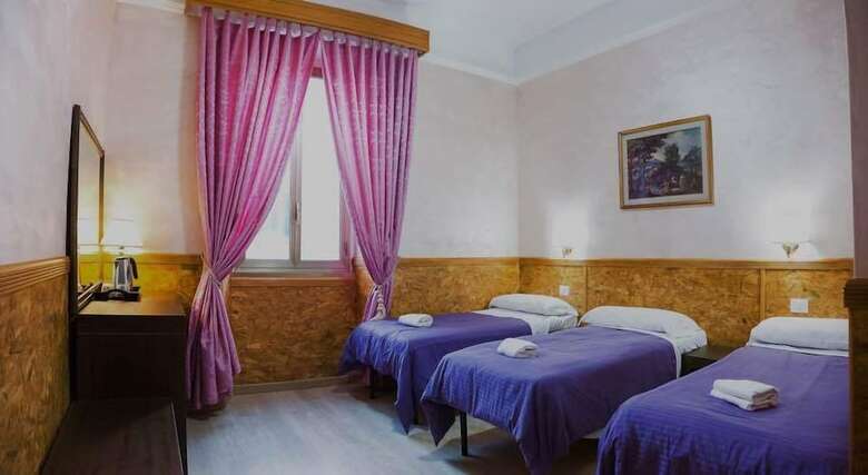 Hotel Roma Full House