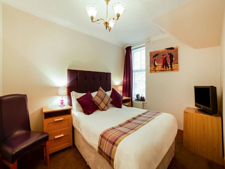 Hotel Oyo Chandlers
