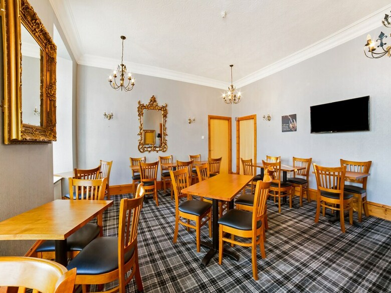 Hotel Oyo Chandlers