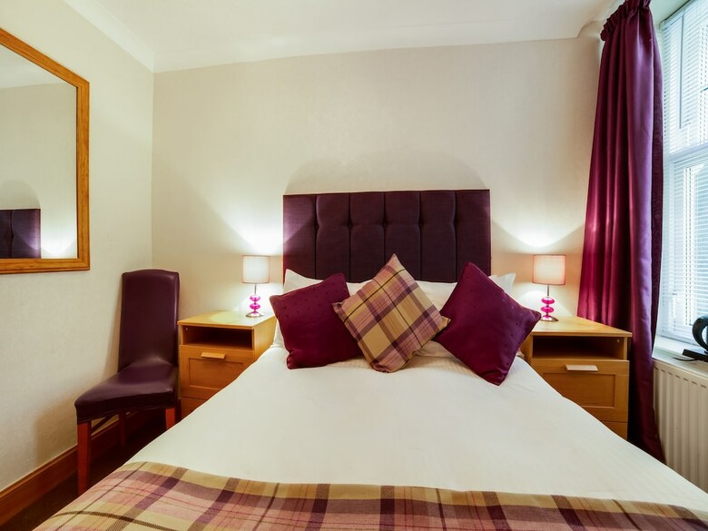 Hotel Oyo Chandlers