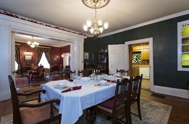 Ammen Home Bed, Breakfast And Retreat