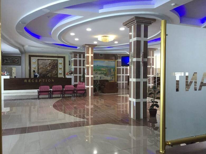 Hotel Meridian
