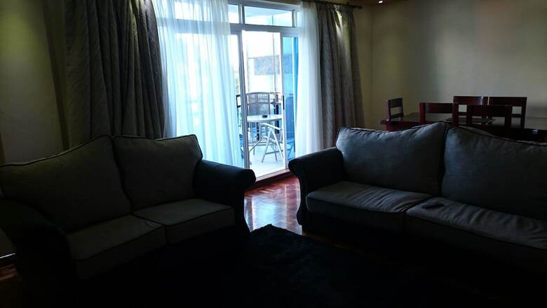 Tomax Apartments Brooks