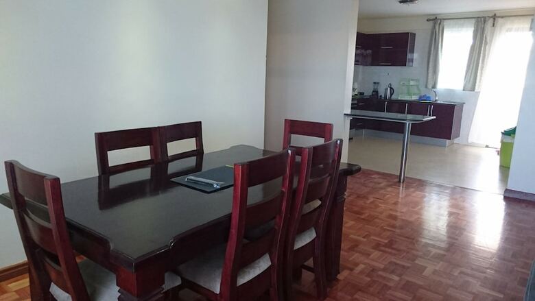 Tomax Apartments Brooks