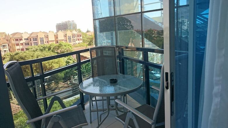 Tomax Apartments Brooks