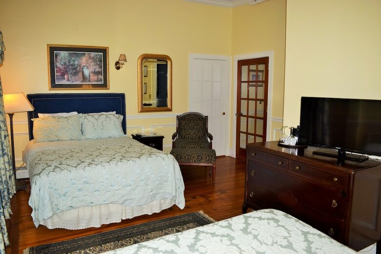 Bed & Breakfast Bellevue House