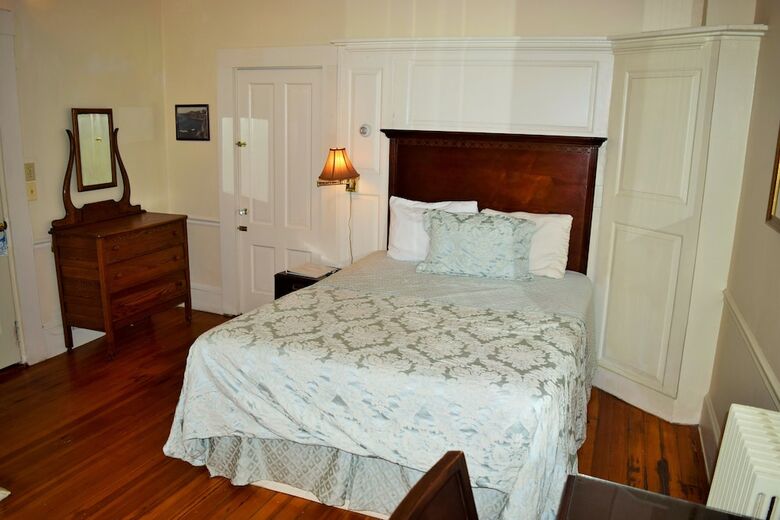 Bed & Breakfast Bellevue House
