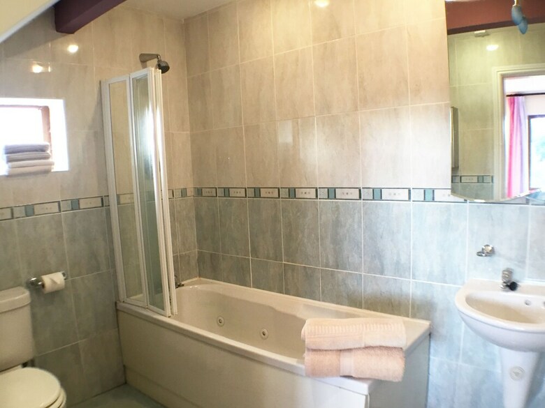 Bed & Breakfast Alaind Lodges