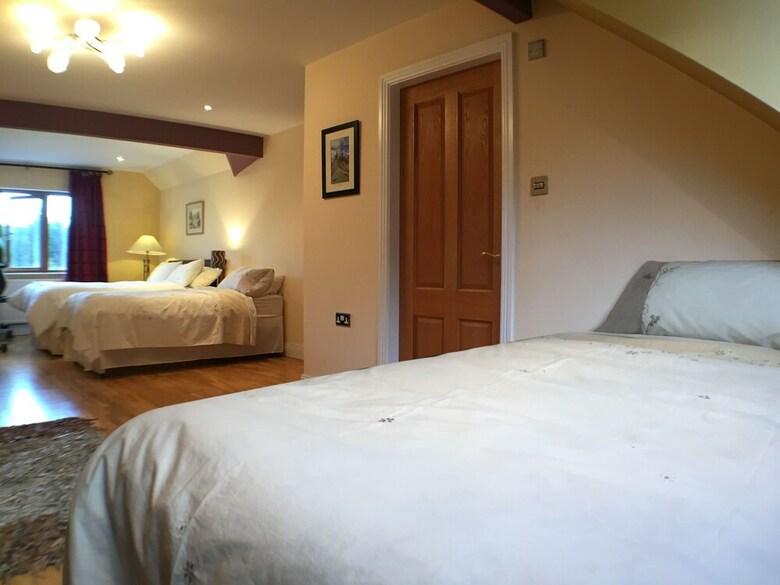 Bed & Breakfast Alaind Lodges