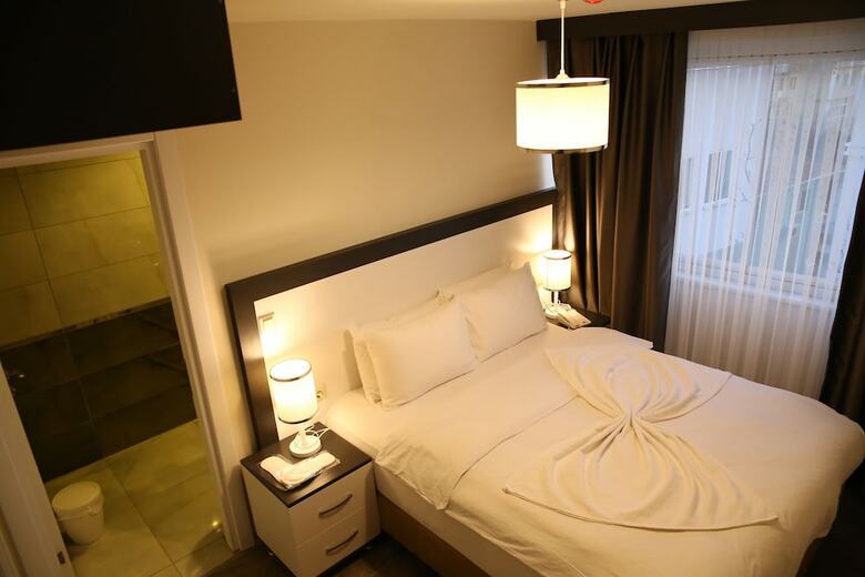 Hotel Eva Otel
